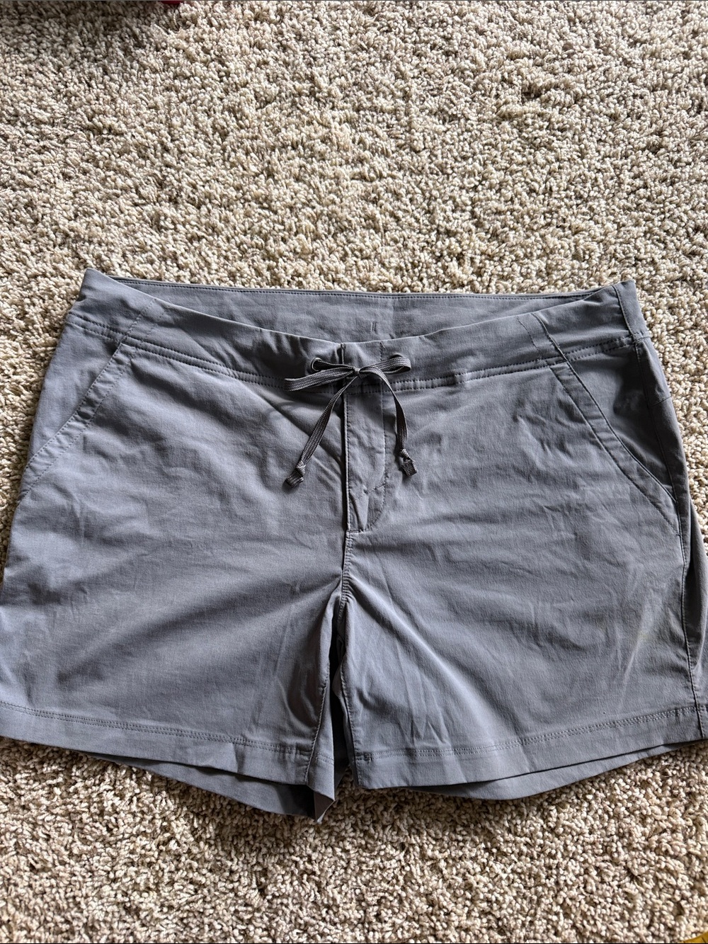 Everyday Drawstring Athletic Shorts in Gray